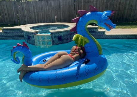 Nadia G pornstar free archive