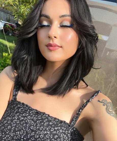 chicks with dicks onlyfans beautiful img