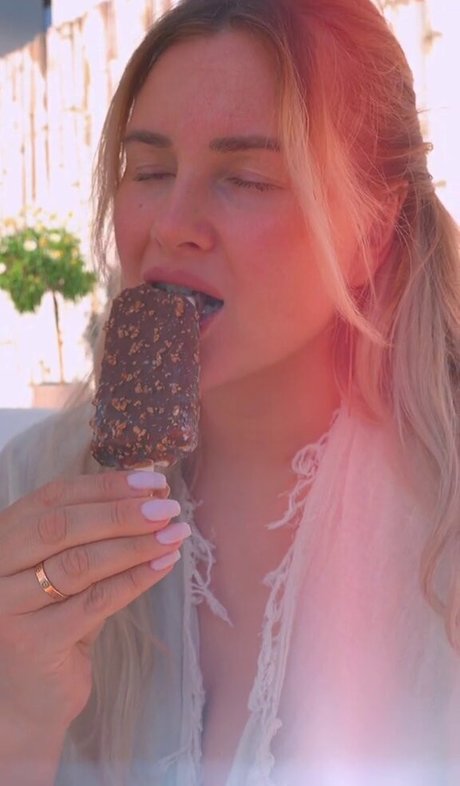 asian cheerleader onlyfans sexy nude picture