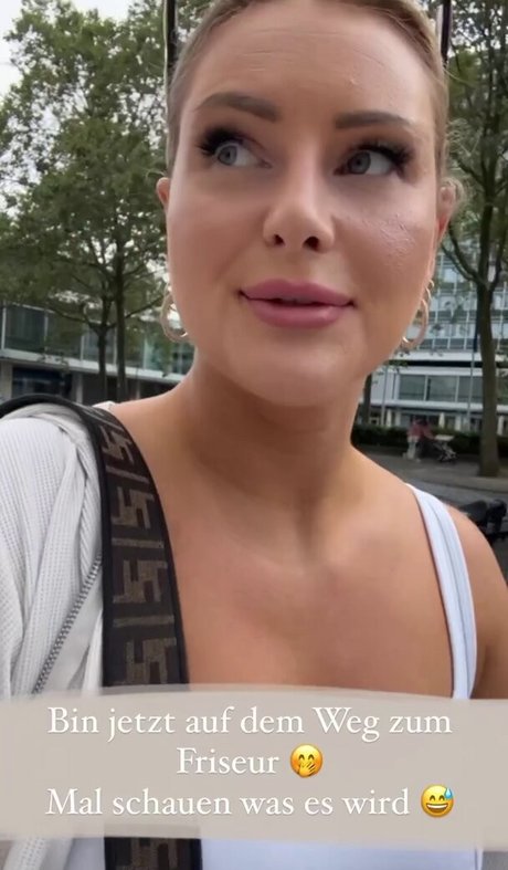 caught masturbating onlyfans exclusive photos