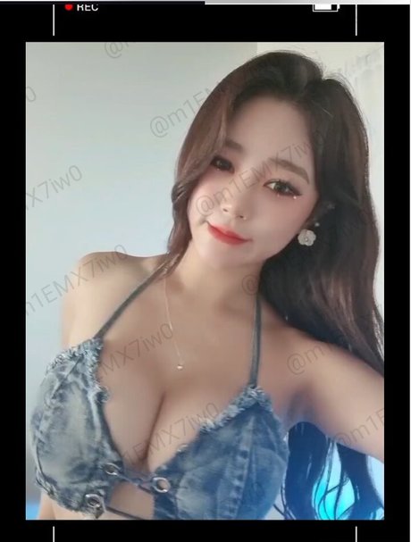 femdom facesitting onlyfans hot sexy photos