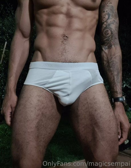 magicsempai naked star image