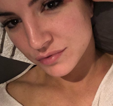 Gina Carano hd actress pic