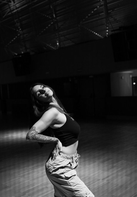 goodwithmytongue high quality actress pic