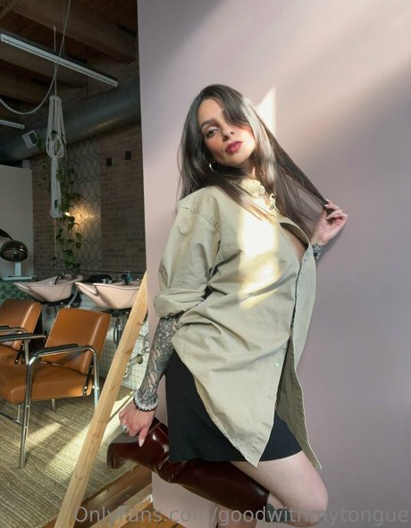 goodwithmytongue star pornographic photos