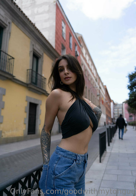 goodwithmytongue pornstar xxx gallery