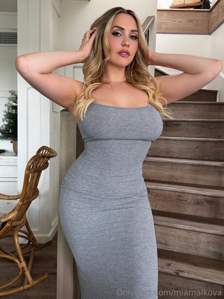miamalkova star sexy archive