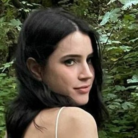 intoxikaite erotic model pic