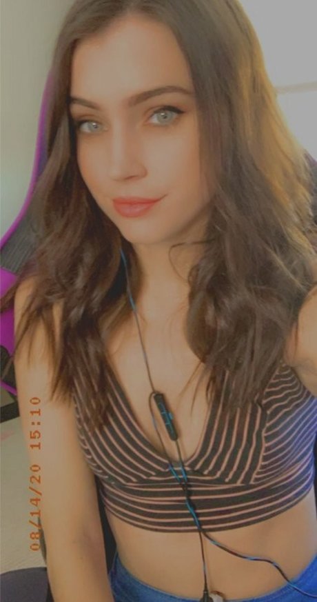 intoxikaite hot pornstar gallery