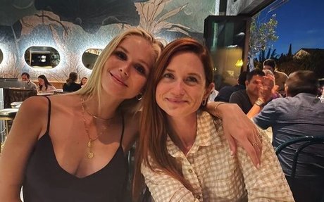 pregnant threesome onlyfans pornographic gallery