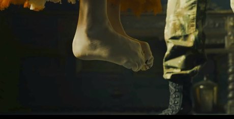 Margot Robbie nude star picture