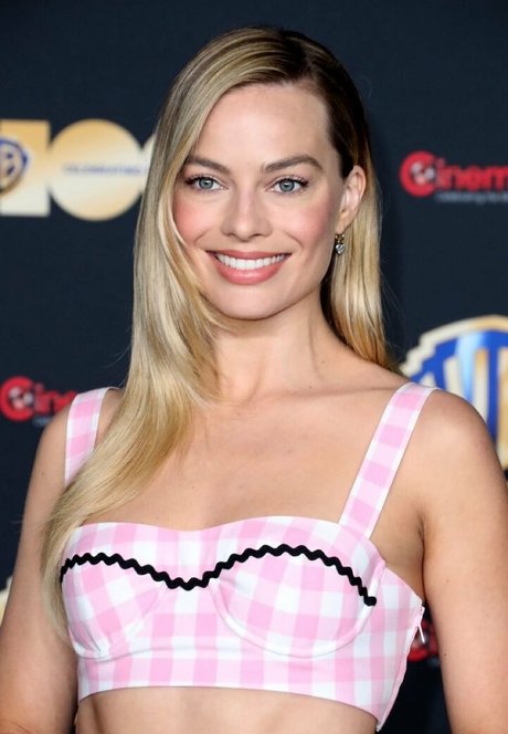 mom fuck onlyfans free sexy photos