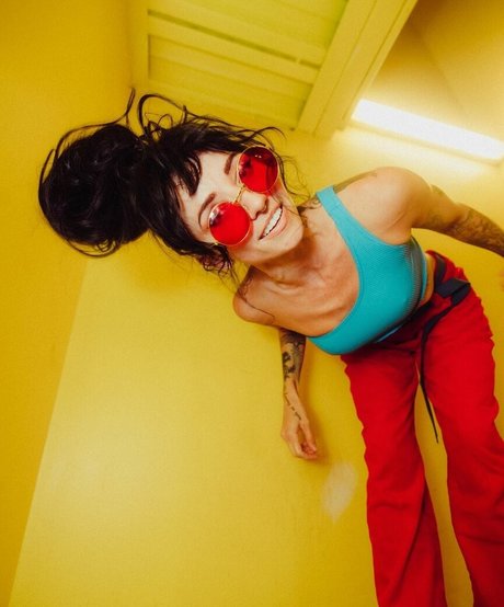 shemale fucks girl onlyfans sexy xxx gallery