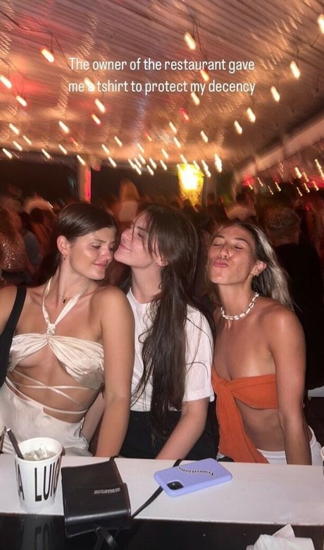 livefitelle model pretty archive