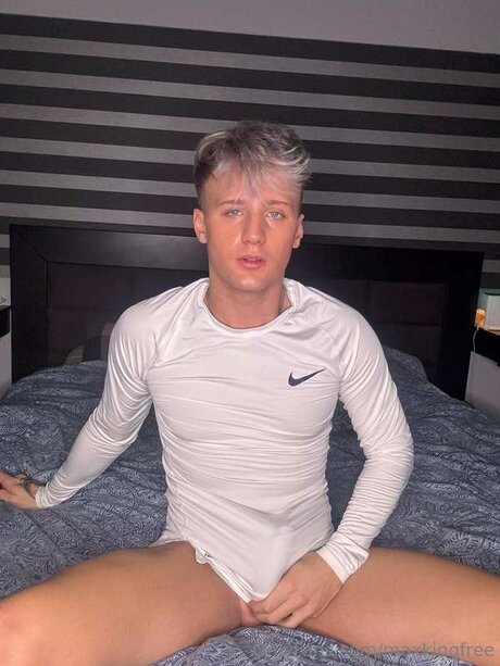 maxkingfree erotic actress image