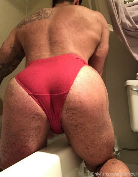 briefsbull pornstar exclusive image