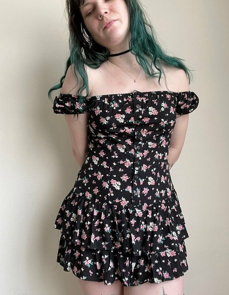 hadesmuse top model img