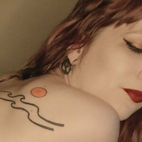 hadesmuse pornographic model pictures