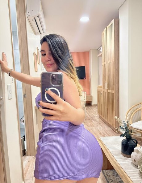 Lucyisloud perfect actress image