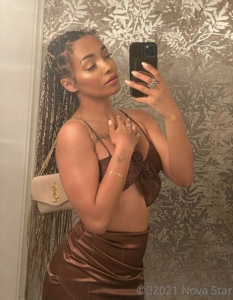 novastar18 sexy model pictures