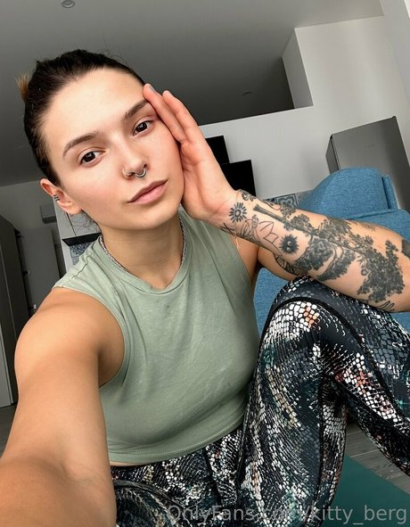 braces onlyfans hot sexy picture