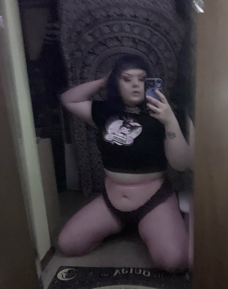 british blonde onlyfans free naked image