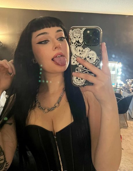 simppbizkit free actress pictures