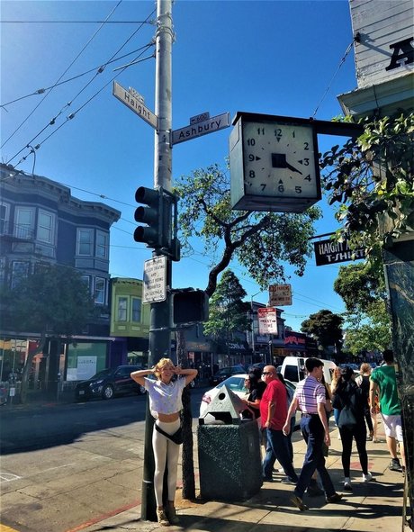 PixiePixelized hot actress photos