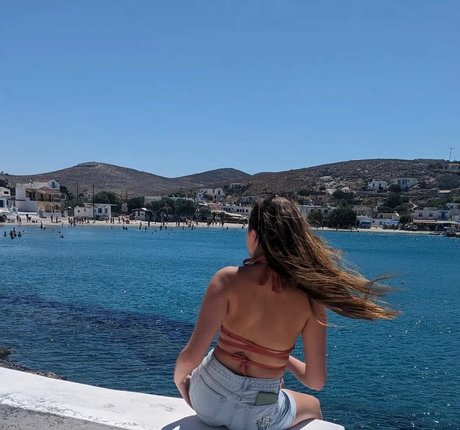 Ashton Matthews model best picture