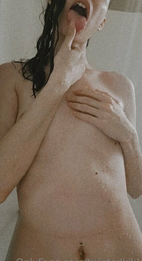 twistedkiki hot pornstar gallery