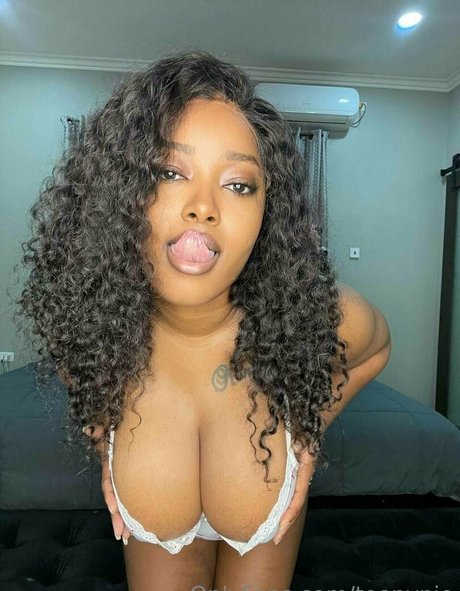 teenypie pornstar hot photos