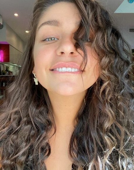 Andrea Russett adult model images