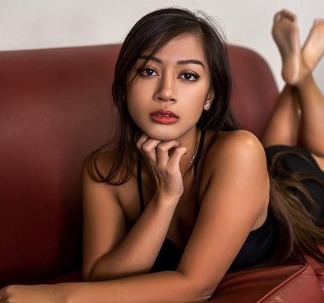 Kyootbot pretty model photo