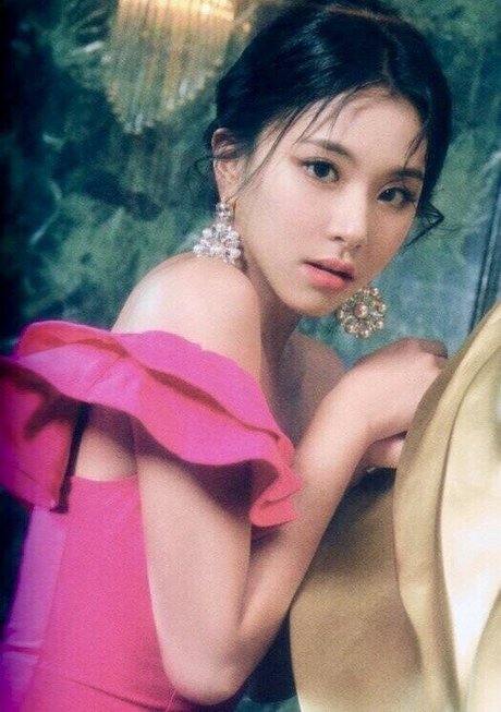 Twice Kpop exclusive actress images