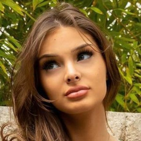 Brighton Sharbino high quality pornstar gallery