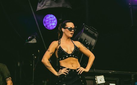 deep onlyfans art nude images