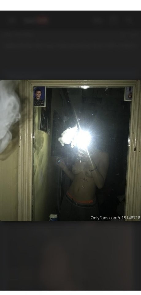 Radianttoilet nude model photos