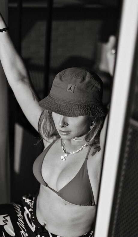 Daniela Stievano nice actress pictures