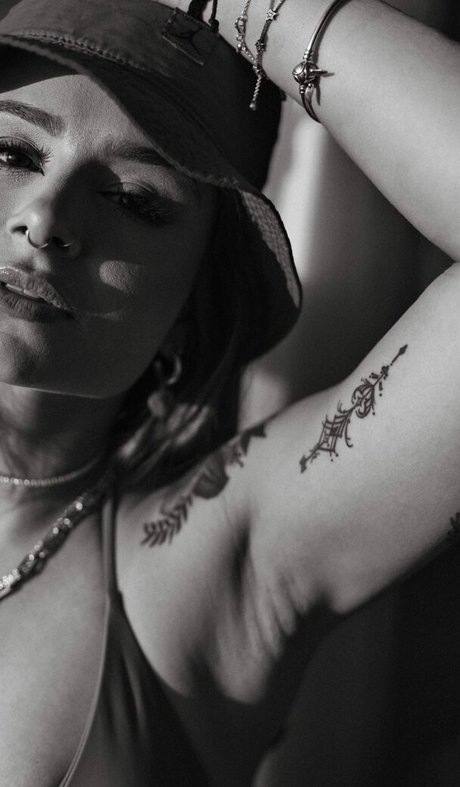 Daniela Stievano sexy pornstar gallery