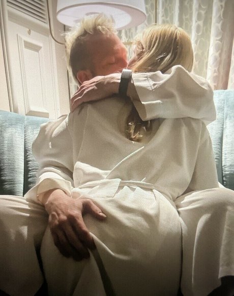 Cassie Bender star adult images