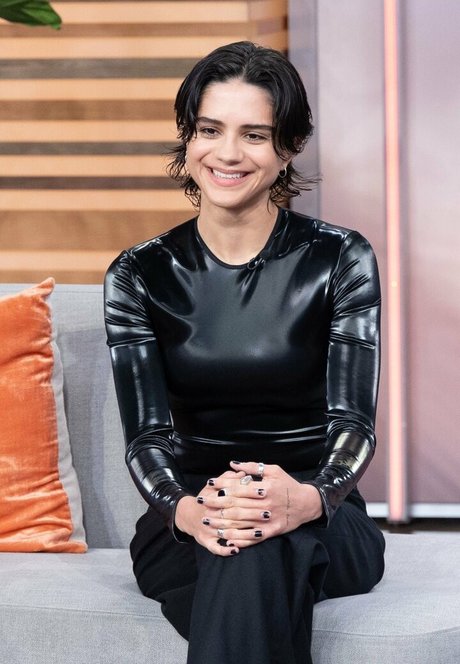 Sasha Calle nice star pics