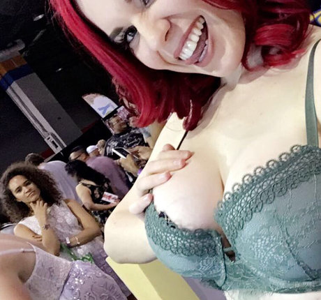 ScarlettFoxPlay erotic actress pictures