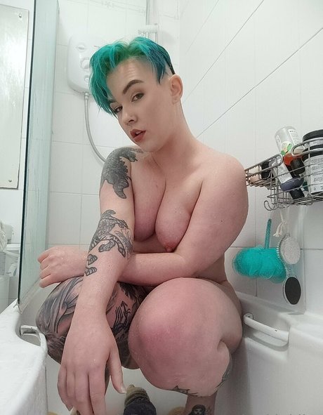small onlyfans exclusive pics