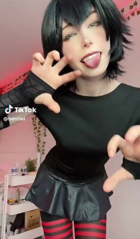 thick girls onlyfans hot sexy pics