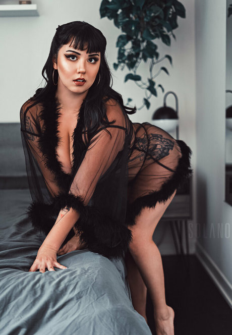 Suki Jade pretty star pic