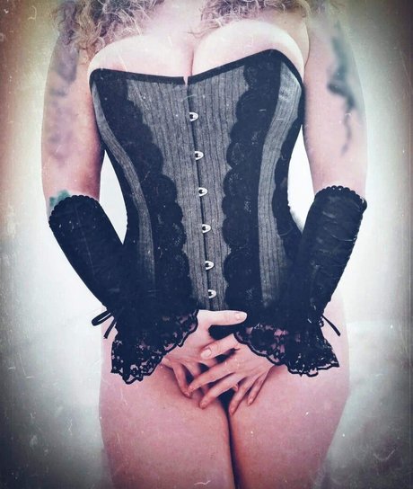 blonde male onlyfans beautiful pictures