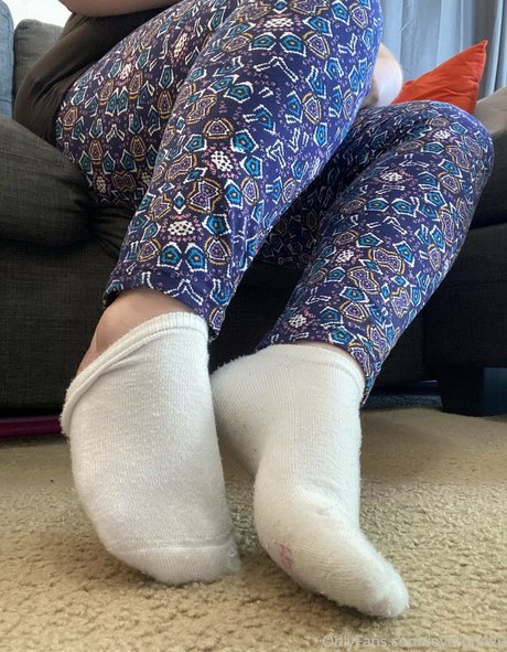 lovetori420 nice model img