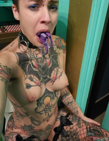 emo onlyfans erotic galleries