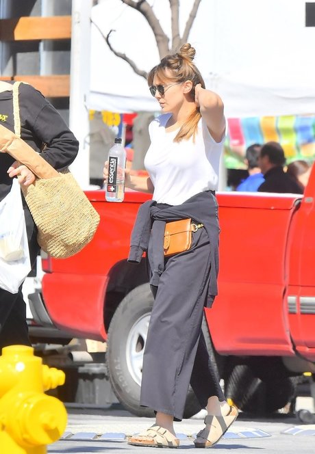 busty solo onlyfans sexy naked gallery