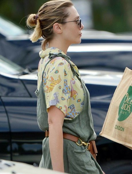 Elizabeth Olsen best model pictures